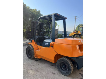 Diesel forklift TOYOTA