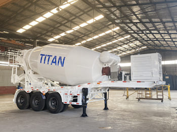 Semi-trailer TITAN