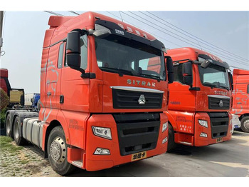 Tractor unit SINOTRUK