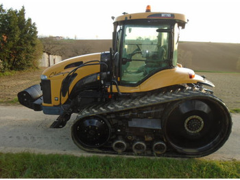 Tracked tractor CHALLENGER