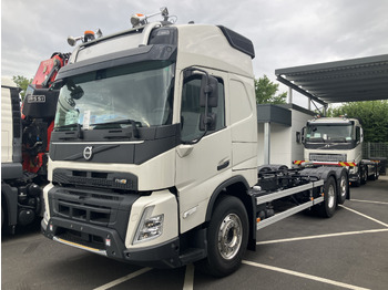 Cab chassis truck VOLVO FMX 540