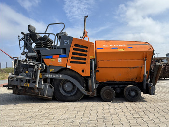Asphalt paver VÖGELE