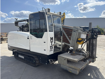 Directional boring machine