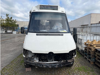 Lease a  Mercedes-Benz 414T Mercedes-Benz 414T: picture 2 Lease a  Mercedes-Benz 414T Mercedes-Benz 414T: picture 2