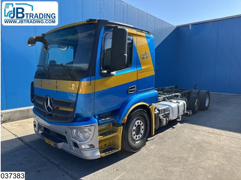 Cab chassis truck MERCEDES-BENZ Actros 2443