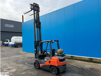 LPG forklift Toyota 8 FGF 25 2.500 KG: picture 3