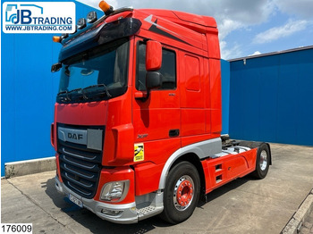 Tractor unit DAF XF 530