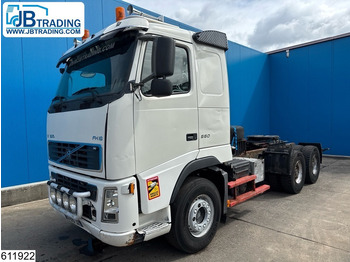 Tractor unit VOLVO FH16 550