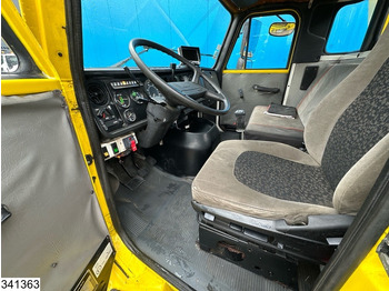 Crane truck Volvo N 10 Wrecker, Steel suspension: picture 5