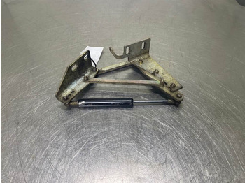 Lease a Schaeff SKL834-0451019031-Hinge left/Scharnier Schaeff SKL834-0451019031-Hinge left/Scharnier: picture 1