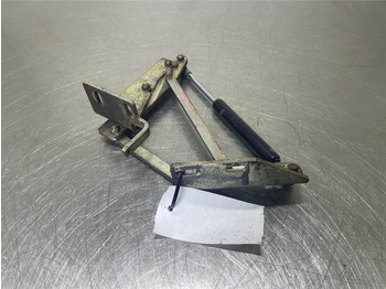 Lease a Schaeff SKL834-0451019031-Hinge left/Scharnier Schaeff SKL834-0451019031-Hinge left/Scharnier: picture 3