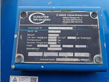 Vacuum truck MAN TGA 26.360 6X2: picture 3