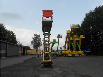Scissor lift JLG JLG 3246, Scherenarbeitsbühne, 11,9 m: picture 3