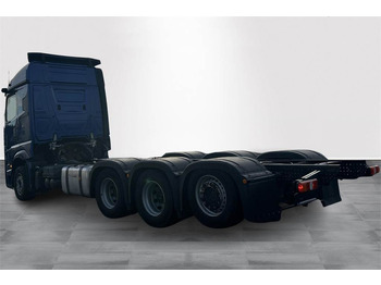 Cab chassis truck Mercedes-Benz Actros 3563: picture 3