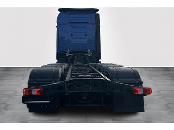 Cab chassis truck Mercedes-Benz Actros 3563: picture 4