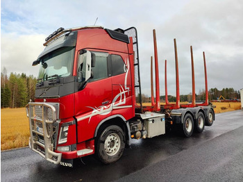 Timber truck VOLVO FH16 750
