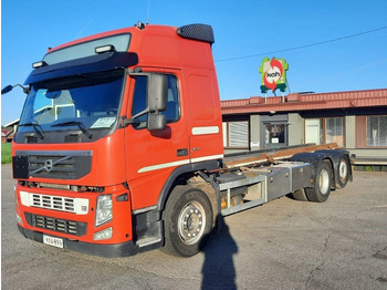 Container transporter/ Swap body truck VOLVO FM11
