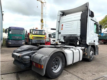 Lease a Mercedes-Benz Actros 1844 LS (MP2) (TELLIGENT AUTOMATIC / AIRCONDITIONING / 2x DIESELTANK / EURO 5) Mercedes-Benz Actros 1844 LS (MP2) (TELLIGENT AUTOMATIC / AIRCONDITIONING / 2x DIESELTANK / EURO 5): picture 3 Lease a Mercedes-Benz Actros 1844 LS (MP2) (TELLIGENT AUTOMATIC / AIRCONDITIONING / 2x DIESELTANK / EURO 5) Mercedes-Benz Actros 1844 LS (MP2) (TELLIGENT AUTOMATIC / AIRCONDITIONING / 2x DIESELTANK / EURO 5): picture 3