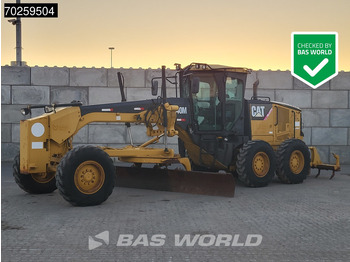 Grader CATERPILLAR 140M