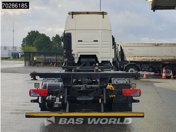 Container transporter/ Swap body truck MAN TGX 26.470 6X2 BDF Lift-Axle ACC XXL Retarder Navi Euro 6: picture 3