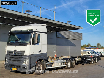 Container transporter/ Swap body truck MERCEDES-BENZ Actros 2545