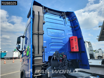 Tractor unit Volvo FH 500 4X2 XL Retarder 2x Tanks Full air Standklima Euro 6: picture 3