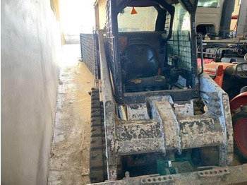 Skid steer loader BOBCAT