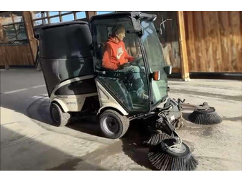 Road sweeper