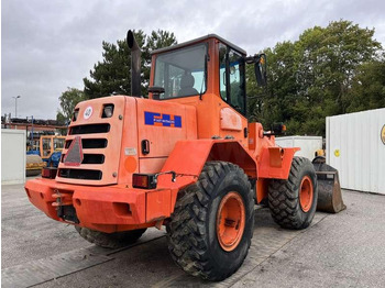 Wheel loader Hitachi W130A: picture 5
