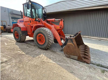 Wheel loader Hitachi W130A: picture 3