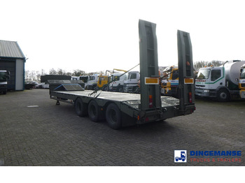 Lease a Broshuis 3-axle semi-lowbed trailer E-2130 / 73 t + ramps Broshuis 3-axle semi-lowbed trailer E-2130 / 73 t + ramps: picture 4
