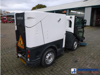 Lease a Nilfisk City Ranger CR3500 street sweeper Nilfisk City Ranger CR3500 street sweeper: picture 4