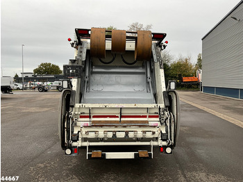 Garbage truck DAF FA LF 230 Euro 6 RHD Terberg 8m³ Just 67.505 Km!: picture 5 Garbage truck DAF FA LF 230 Euro 6 RHD Terberg 8m³ Just 67.505 Km!: picture 5