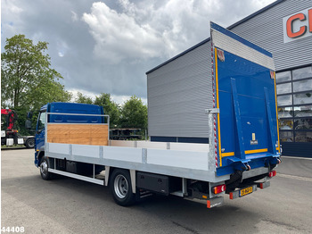 Autotransporter truck DAF FA LF 250 Euro 6 Autotransporter met laadklep: picture 2 Autotransporter truck DAF FA LF 250 Euro 6 Autotransporter met laadklep: picture 2