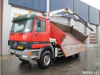 Tipper Mercedes-Benz ACTROS 3331 AK 6X6 EPS 3 pedals: picture 1
