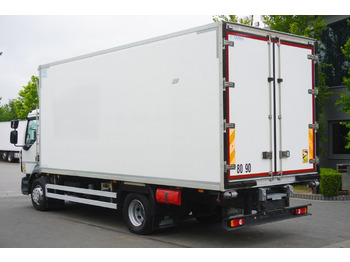 Lease a RENAULT D13 / 140 tho km !!! / Meat hook refrigerator / Thermoking T800R / 2 units RENAULT D13 / 140 tho km !!! / Meat hook refrigerator / Thermoking T800R / 2 units: picture 3 Lease a RENAULT D13 / 140 tho km !!! / Meat hook refrigerator / Thermoking T800R / 2 units RENAULT D13 / 140 tho km !!! / Meat hook refrigerator / Thermoking T800R / 2 units: picture 3
