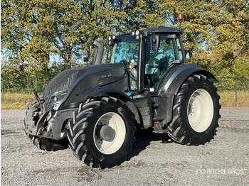 Farm tractor VALTRA T214