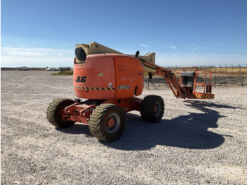 Articulated boom JLG