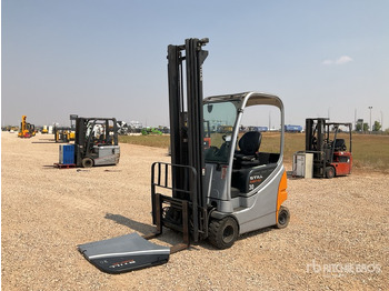 Electric forklift STILL RX60