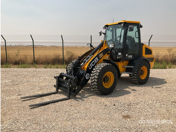 Wheel loader JCB 409