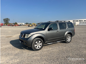 SUV NISSAN