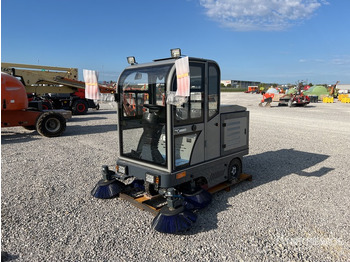 Road sweeper