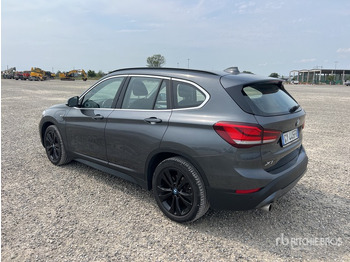 SUV BMW X1 Automobile: picture 3