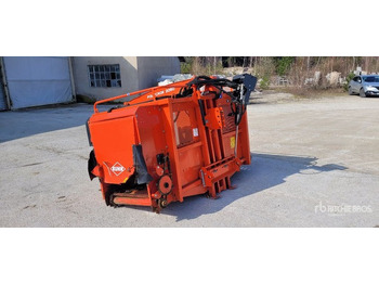 Flail mower/ Mulcher 2018 Kuhn Polycrok 2050 Livestock Feeder: picture 2
