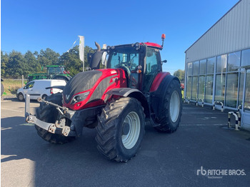 Farm tractor VALTRA T214
