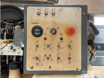 Articulated boom 2015 Skyjack SJ51AJ 4WD Diesel Articulating Boom Lift: picture 5 Articulated boom 2015 Skyjack SJ51AJ 4WD Diesel Articulating Boom Lift: picture 5