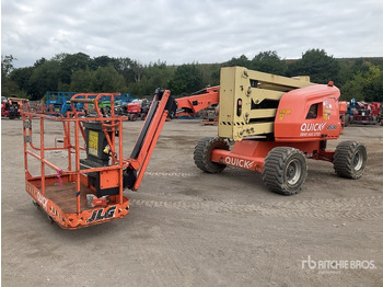 Articulated boom