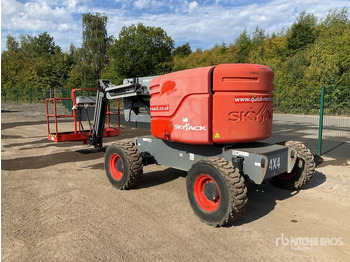 Articulated boom 2016 Skyjack SJ46AJ 4WD Diesel Articulating Boom Lift: picture 4