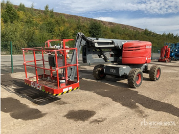 Articulated boom SKYJACK