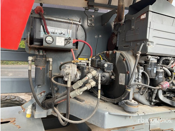 Articulated boom 2016 Skyjack SJ51AJ 4WD Diesel Articulating Boom Lift: picture 5